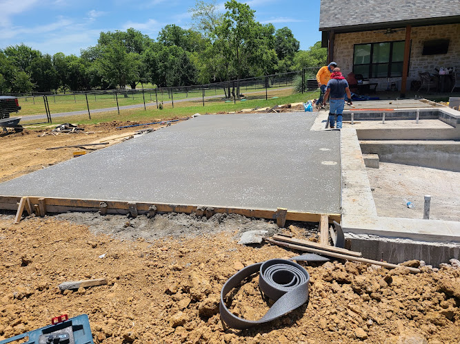 Q's Concrete Construction Company LLC in Lewisville