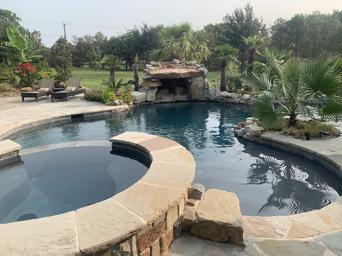 High Class Pools in Farmersville