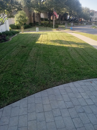 Quintanilla landscaping and sprinklers repair in Irving