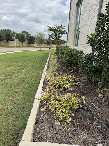 MARTIN LAWNCARE in North Richland Hills