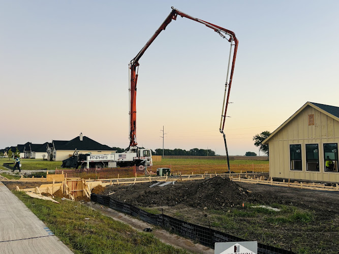 Five Point Concrete Pumping & Construction in Venus